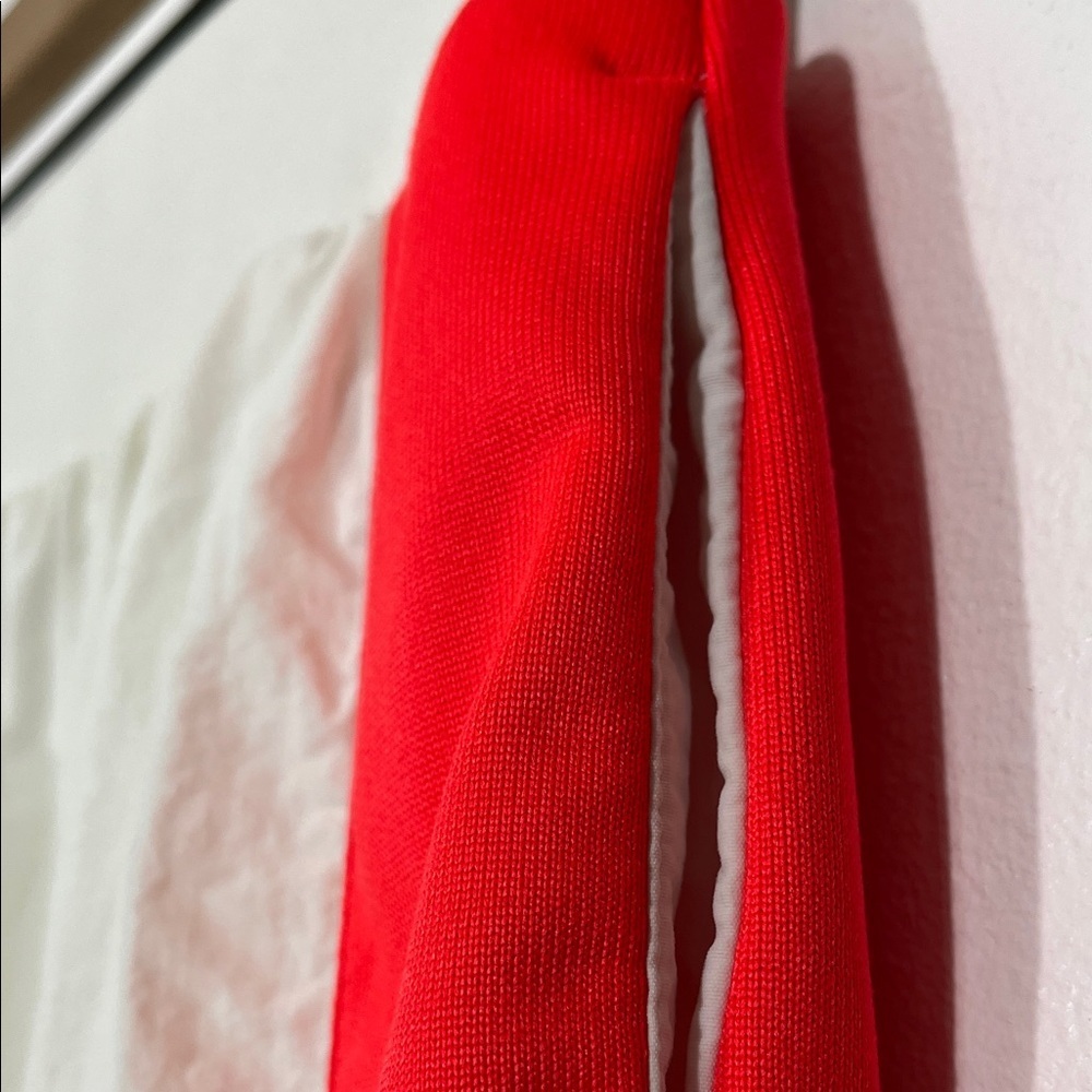 Reebok X Gigi Hadid Joggers - Picture 7 of 17